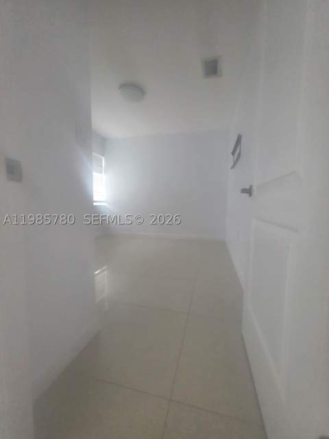 710 SW 99th Ct Cir, Miami FL - photo 21 of 68