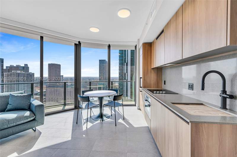 1 bedroom Condominium at 121 NE 5th St 3005, 501 First Residences, Miami — photo 2