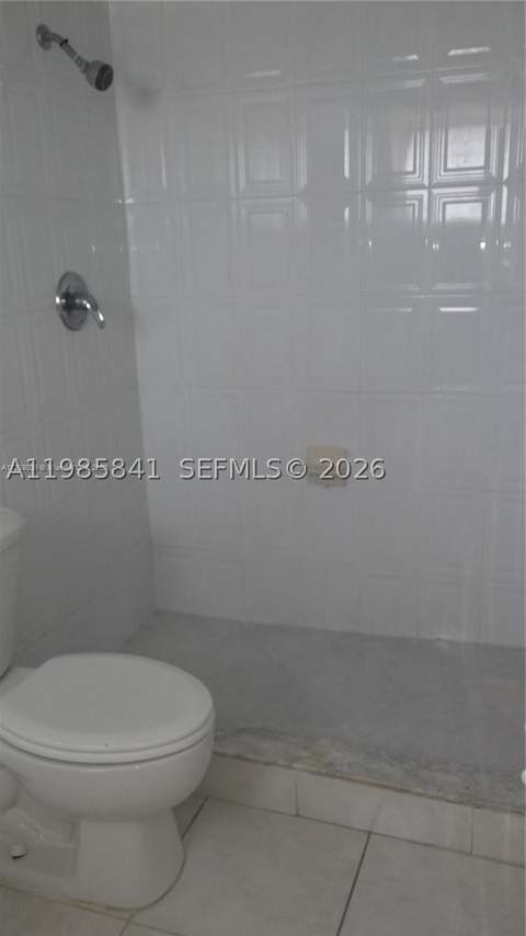 11840 NE 19th Dr 27, North Miami FL - photo 9 of 19