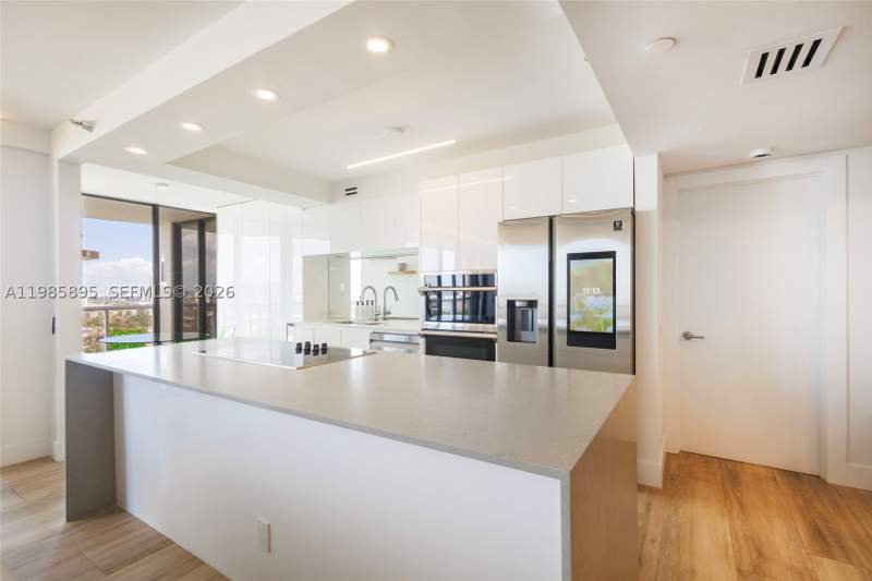 3 bedroom Condominium at 3640 Yacht Club Dr 1701, Harborside At The Waterwa, Aventura — photo 3