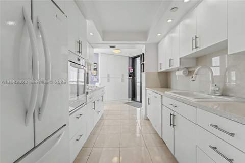 2000 Towerside Ter Ph11, Miami FL - photo 11 of 57