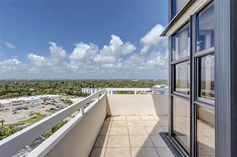 2000 Towerside Ter Ph11, Miami FL - photo 18 of 57