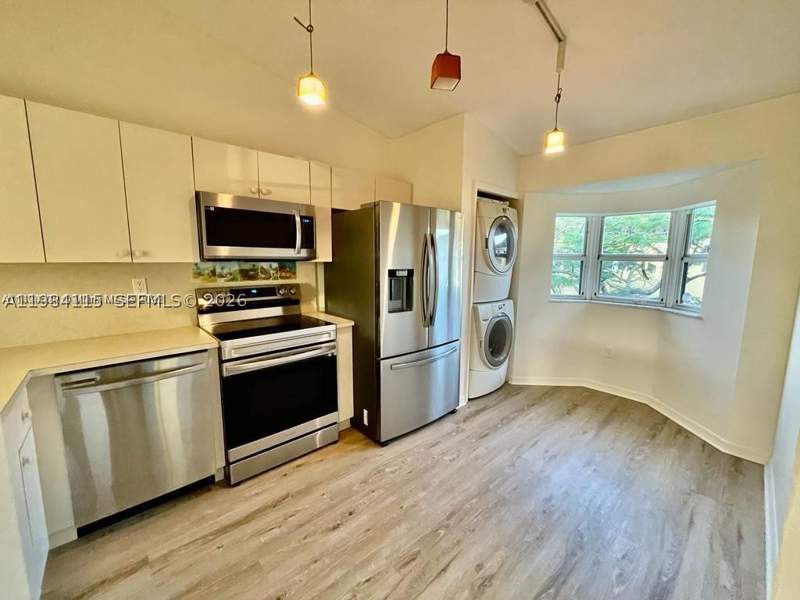 2 bedroom Condominium at 975 NE 33rd Ter 203, Monterey At Malibu Bay Co, Homestead — photo 2