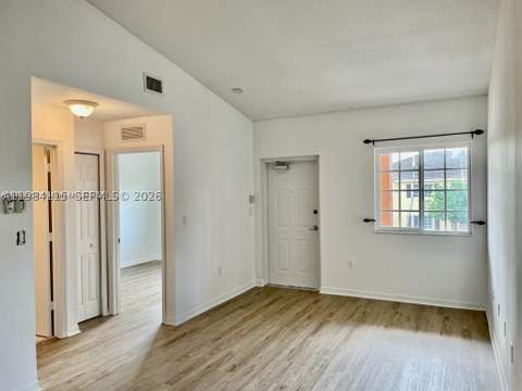 975 NE 33rd Ter 203, Homestead FL - photo 6 of 19