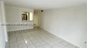1 bedroom Condominium at 16950 W Dixie Hwy A128 Hwy A128, Woodside Apts Condo, North Miami Beach — photo 5