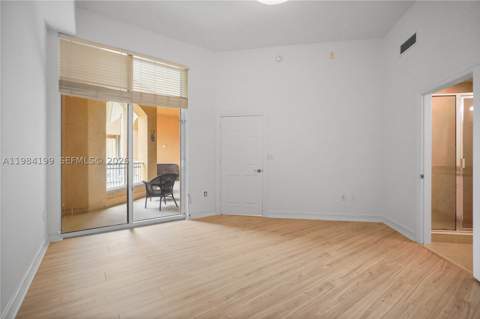 3001 NE 185th St 716, Aventura FL - photo 13 of 86