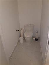 16385 Biscayne Boulevard 1018, North Miami Beach FL - photo 15 of 41
