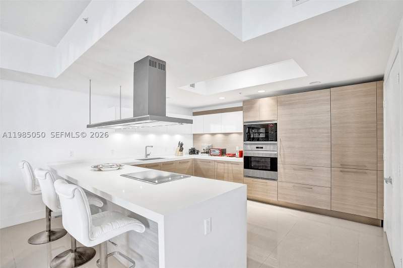 2 bedroom Condominium at 17301 Biscayne Blvd 1207, Marina Palms Residences N, North Miami Beach — photo 3
