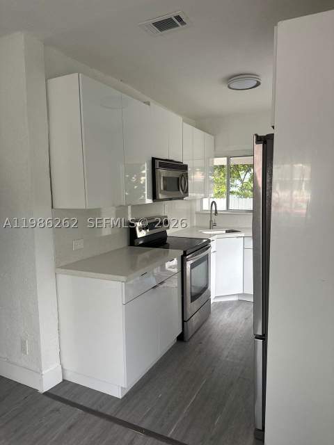 1812 NW 64th St, Miami FL - photo 13 of 65