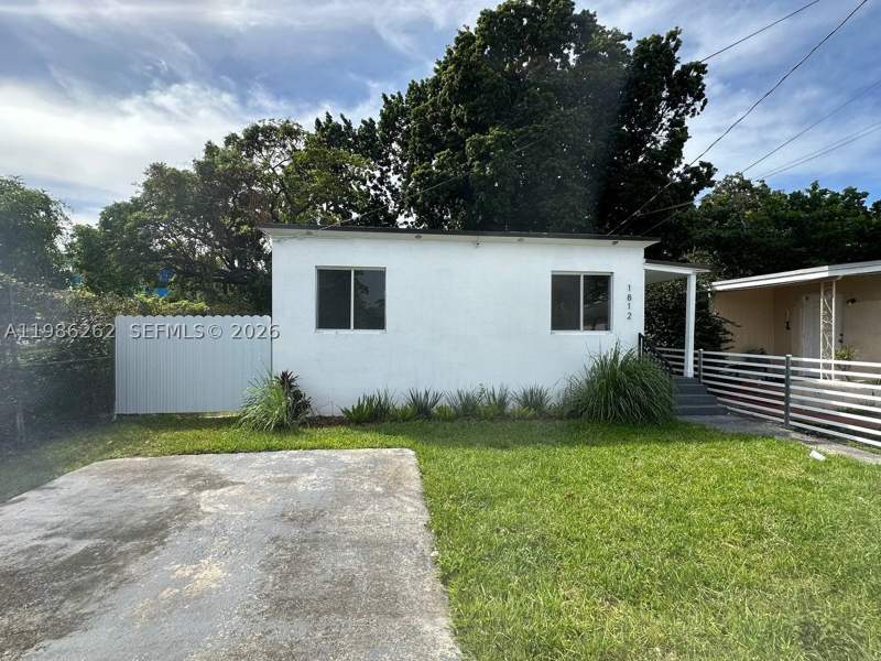 3 bedroom SingleFamilyResidence at 1812 NW 64th St, Liberty City, Miami — photo 4