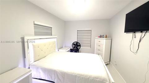 14401 Boggs Dr, Miami FL - photo 9 of 16
