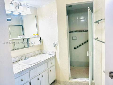 1301 NE Miami Gardens Dr 915W, Miami FL - photo 15 of 24
