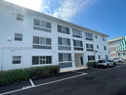 9920 Collins Ave 23, Bal Harbour FL - photo 8 of 12