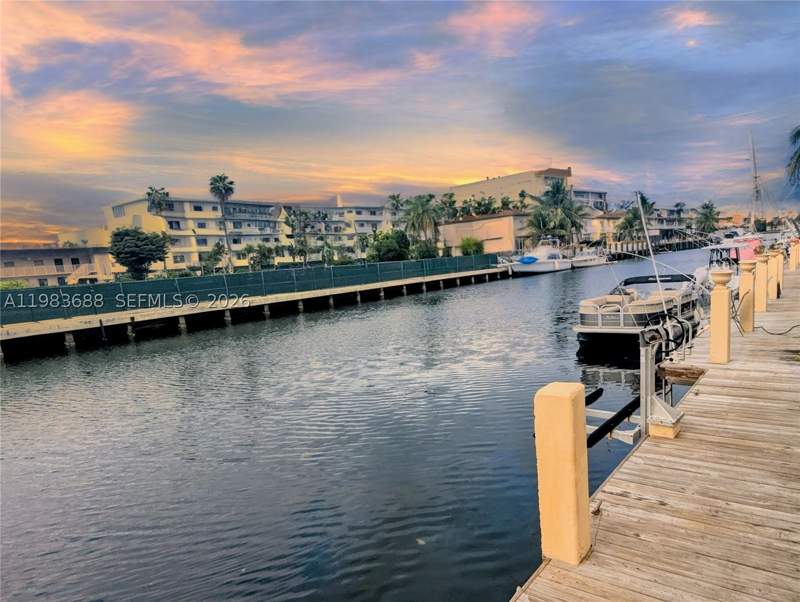 3 bedroom Townhouse at 3789 NE 167th St 42, Beach Club Villas Condo I, North Miami Beach — photo 3