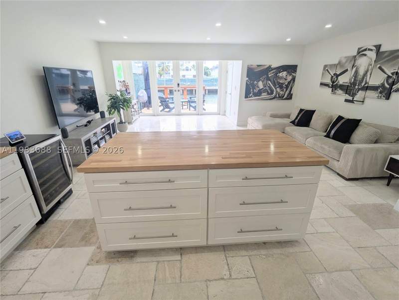 3 bedroom Townhouse at 3789 NE 167th St 42, Beach Club Villas Condo I, North Miami Beach — photo 5