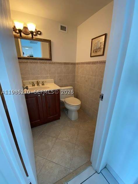 5601 Collins Ave 1524, Miami Beach FL - photo 14 of 27