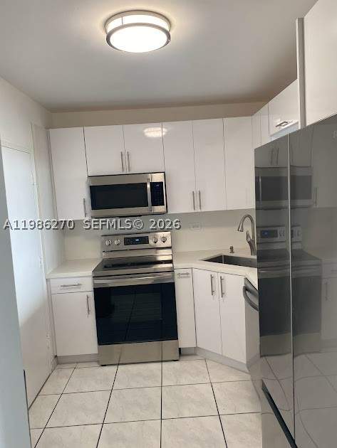 1 bedroom Condominium at 5601 Collins Ave 1524, The Pavilion Condo, Miami Beach — photo 3