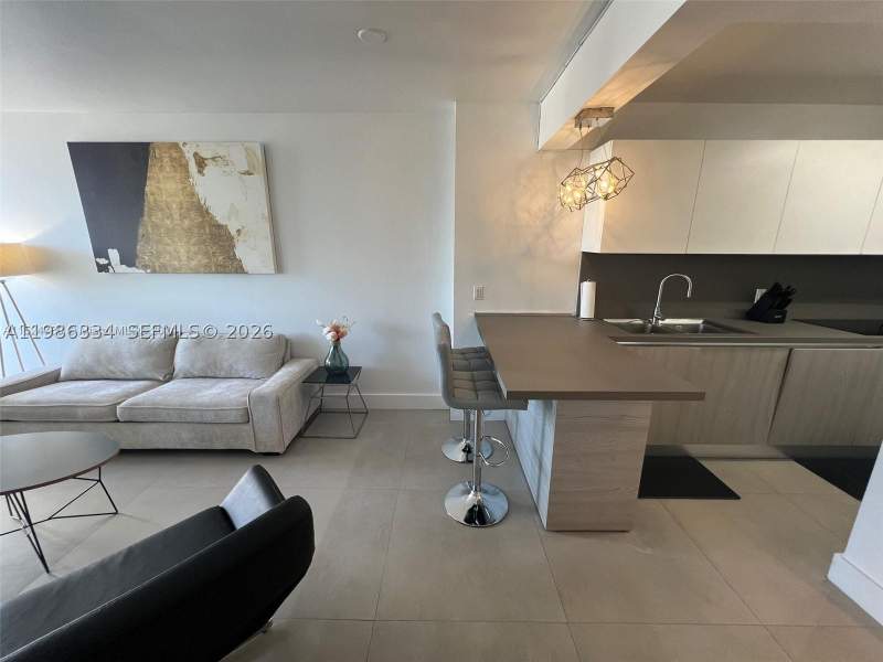 0 bedroom Condominium at 100 Lincoln Rd 620, The Decoplage Condo, Miami Beach — photo 2