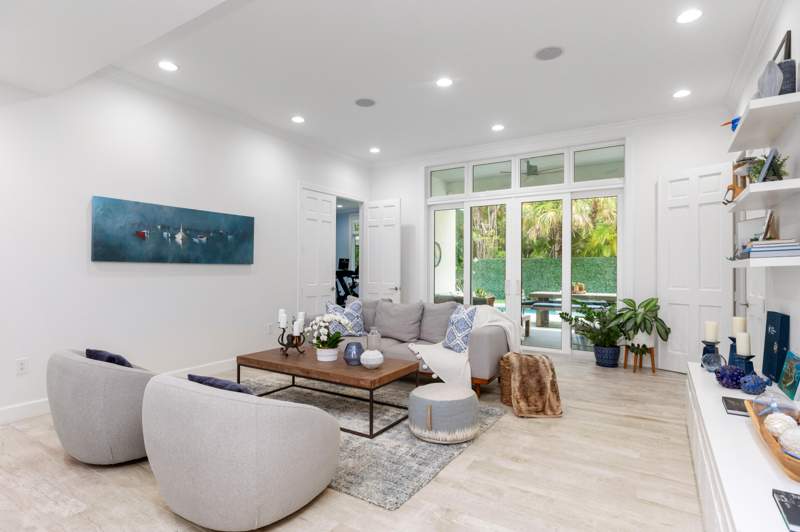 5 bedroom SingleFamilyResidence at 24 Grand Bay Estates Circle, Grand Key Estates, Key Biscayne — photo 4