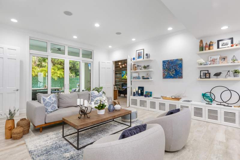 5 bedroom SingleFamilyResidence at 24 Grand Bay Estates Circle, Grand Key Estates, Key Biscayne — photo 5