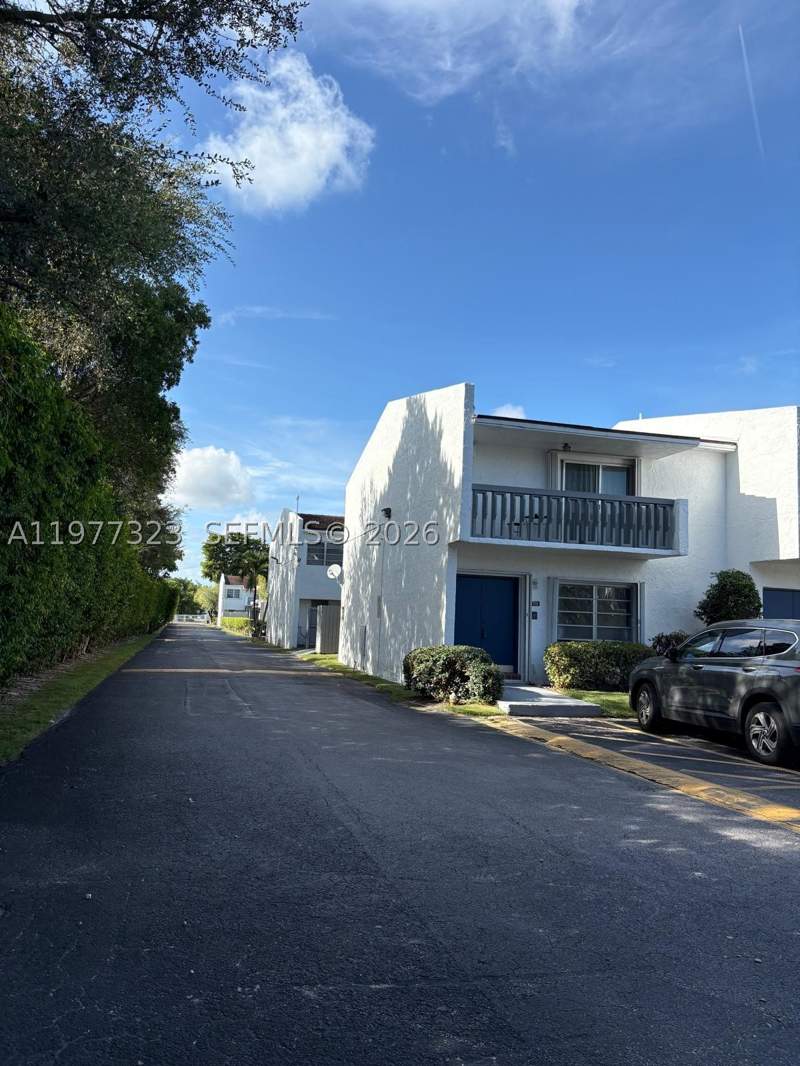 3 bedroom Condominium at 17180 SW 94th Ave 701, Heritage Square Condo, Palmetto Bay — photo 2