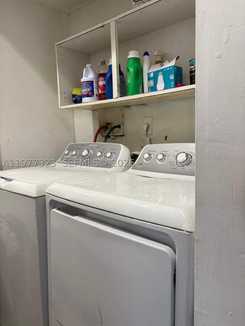 17180 SW 94th Ave 701, Palmetto Bay FL - photo 6 of 7