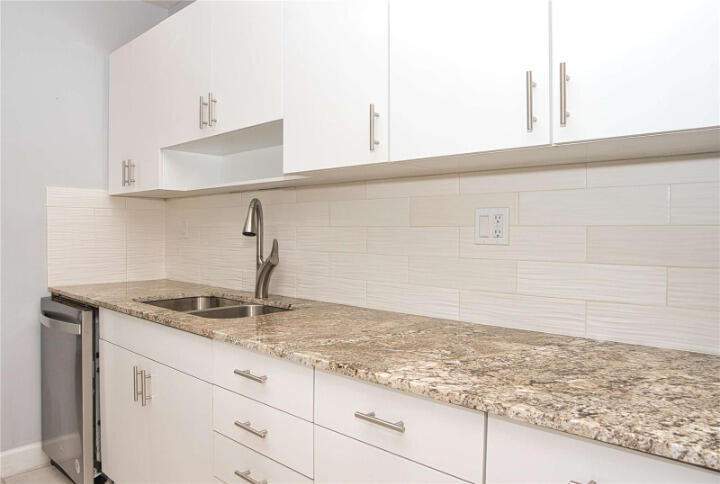 2 bedroom Condominium at 19355 Turnberry Way 3d, Turnberry Towers Condo, Miami — photo 3