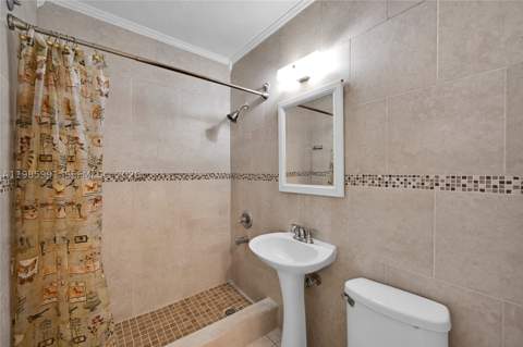 210 E 59th St, Hialeah FL - photo 12 of 30