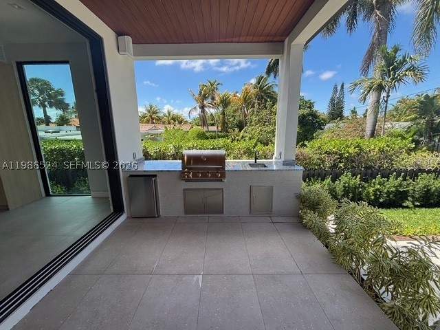 5 bedroom SingleFamilyResidence at 2161 NE 124th St, Aviation Country Club 1st, North Miami — photo 5
