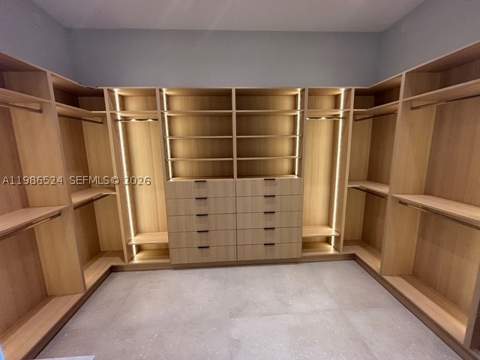 2161 NE 124th St, North Miami FL - photo 7 of 9
