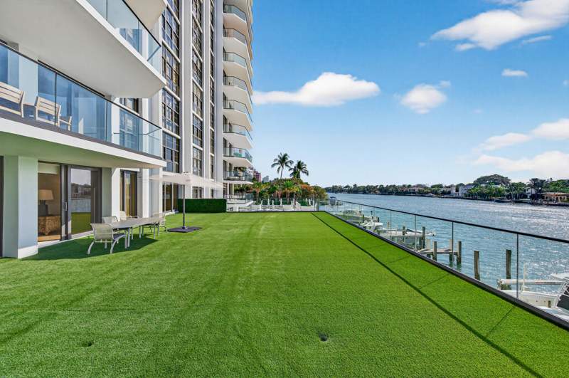 2 bedroom Condominium at 5500 Collins Avenue 302, Towerhouse Condo, Miami Beach — photo 2