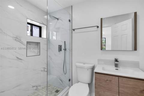 1010 NE 140th St, North Miami FL - photo 9 of 20