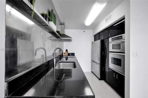 100 Lincoln Rd 1511, Miami Beach FL - photo 9 of 39