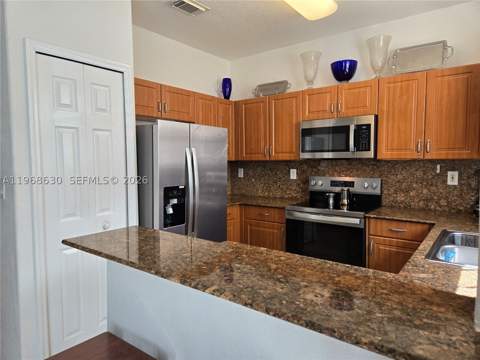 10840 NW 79th St, Doral FL - photo 15 of 43
