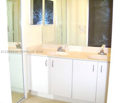 10840 NW 79th St, Doral FL - photo 19 of 43