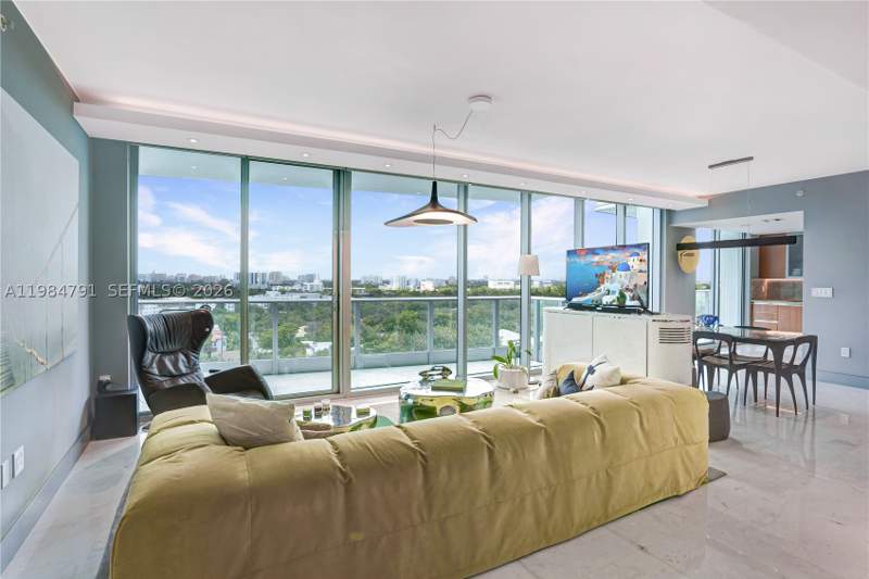 2 bedroom Condominium at 2627 S Bayshore Dr 1408, Grovenor House Condo, Miami — photo 5