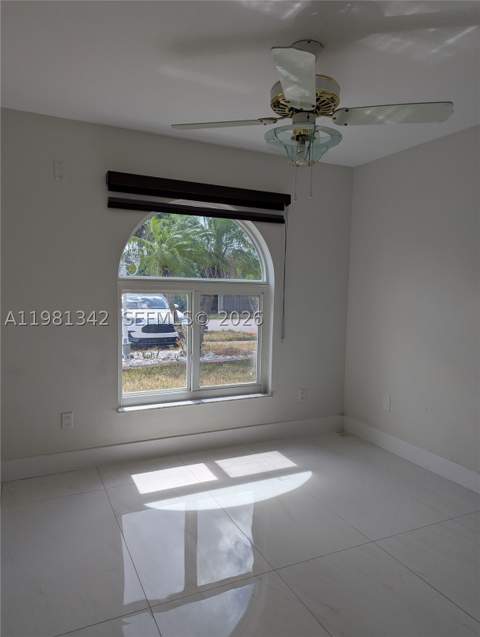 13925 SW 158th Ter, Miami FL - photo 12 of 22