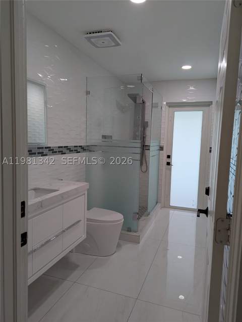 13925 SW 158th Ter, Miami FL - photo 15 of 22