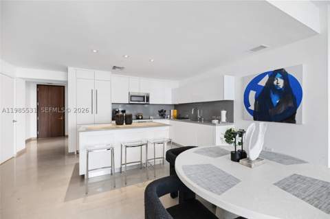 88 SW 7th St 1010, Miami FL - photo 13 of 39