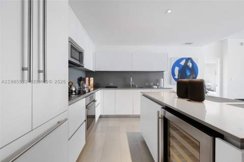 88 SW 7th St 1010, Miami FL - photo 8 of 39