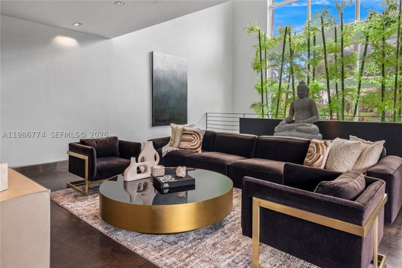 7 bedroom SingleFamilyResidence at 1606 S Bayshore Dr, Glencoe A Sub, Miami — photo 4