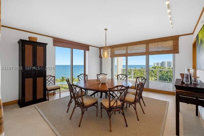 2 bedroom Condominium at 430 Grand Bay Dr 801, Grand Bay Tower Condo, Key Biscayne — photo 4