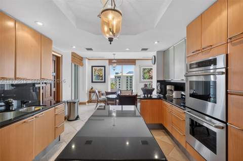 430 Grand Bay Dr 801, Key Biscayne FL - photo 9 of 28