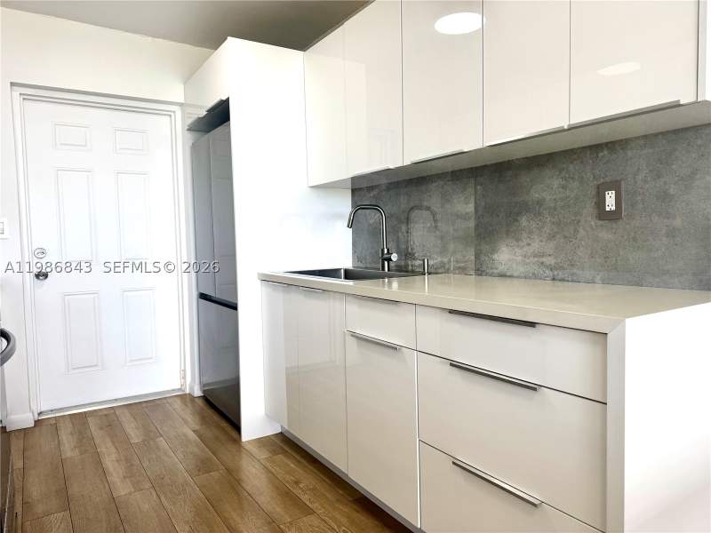 1 bedroom Condominium at 16850 S Glades Dr 8C, Andor Plaza Condo, North Miami Beach — photo 3