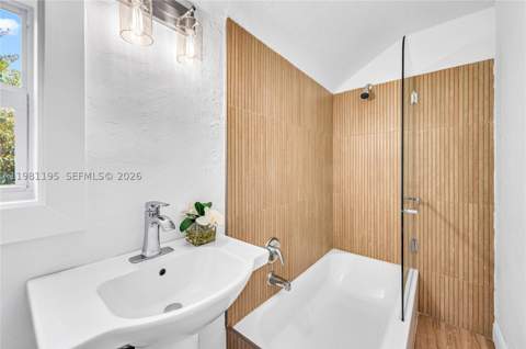 1960 NE 182nd St, North Miami Beach FL - photo 20 of 27