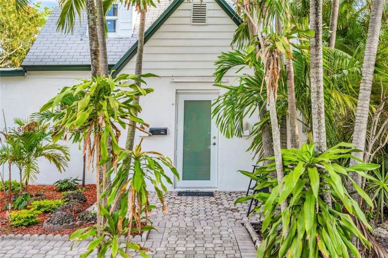 3 bedroom SingleFamilyResidence at 1960 NE 182nd St, Fulford By The Sea, North Miami Beach — photo 5