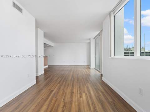 253 NE 2nd St 3108, Miami FL - photo 14 of 77