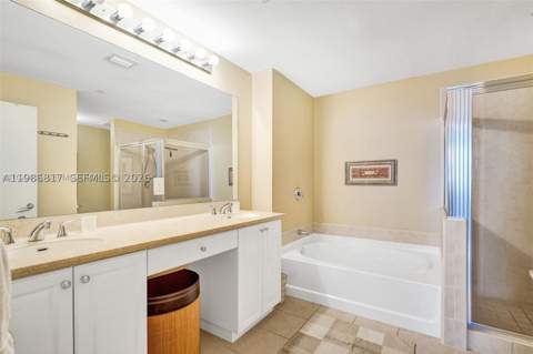 3340 NE 190th St 1409, Aventura FL - photo 15 of 37
