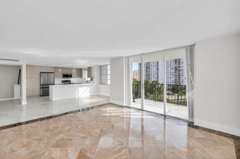 2780 NE 183rd Street 716, Aventura FL - photo 17 of 46