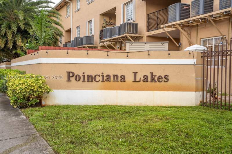 3 bedroom Condominium at 17425 NW 75th Pl 101, Poinciana Lakes Villas Co, Hialeah — photo 3